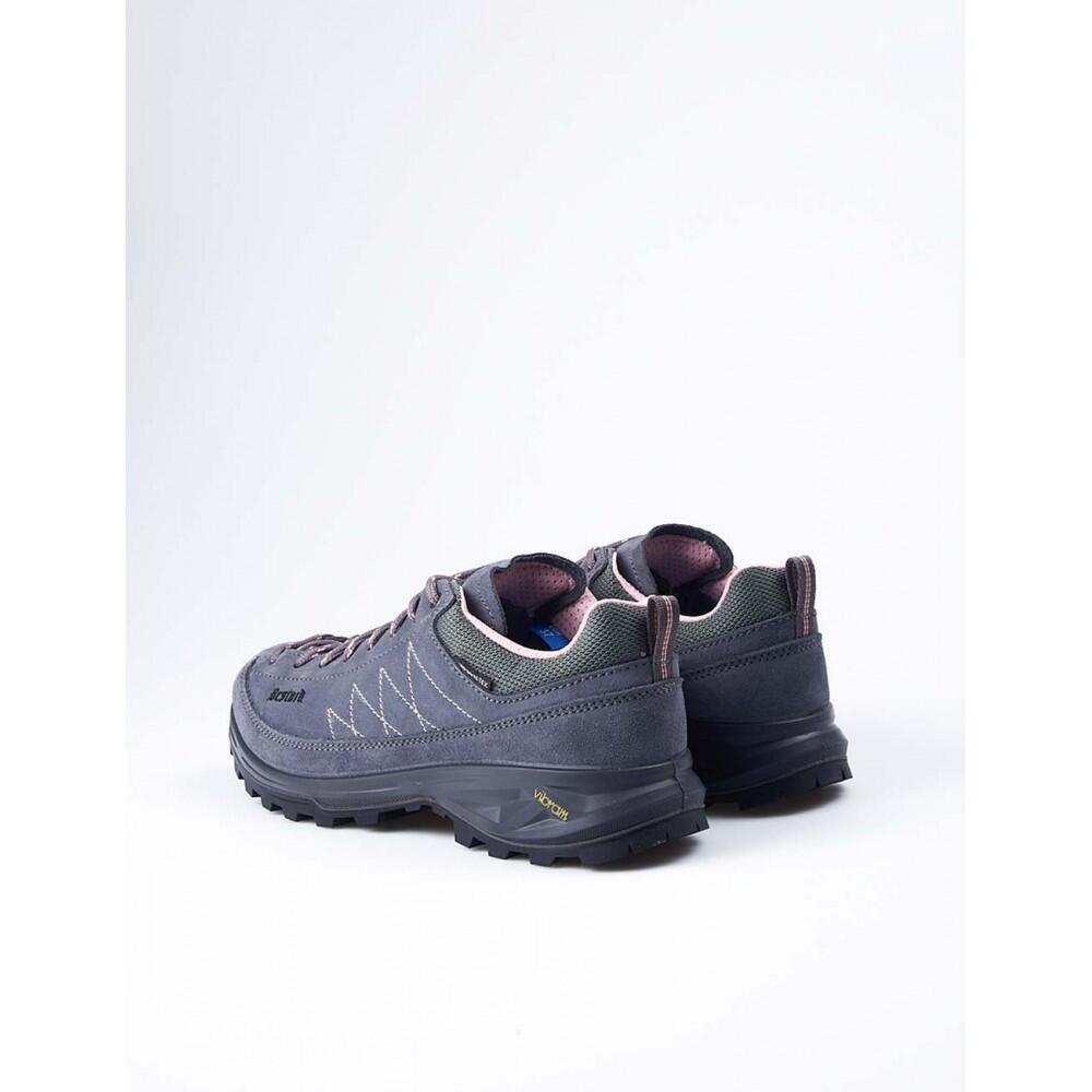 Sapatos de montanha de trekking para mulher Bestard Garbí Lady Gore-Tex cinzento 3/4