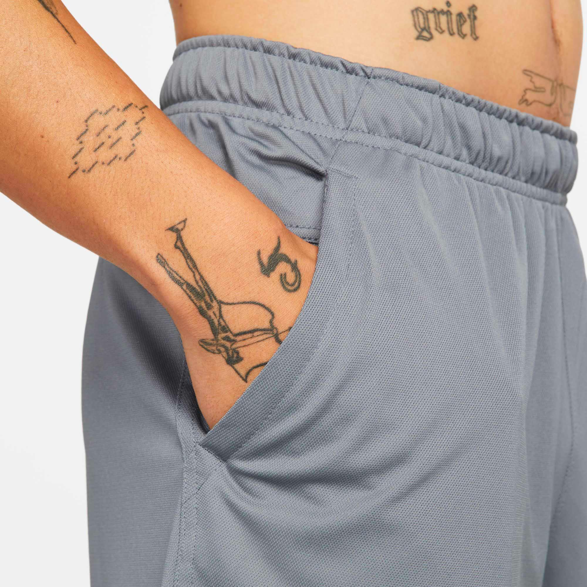 Pantaloni Corti Nike Nike Totality Adulto 4/5