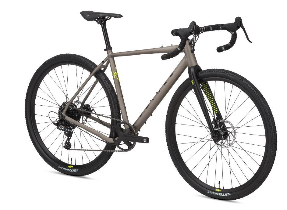 RAG+ 3 Road & Gravel Plus 700C - brut 2/6
