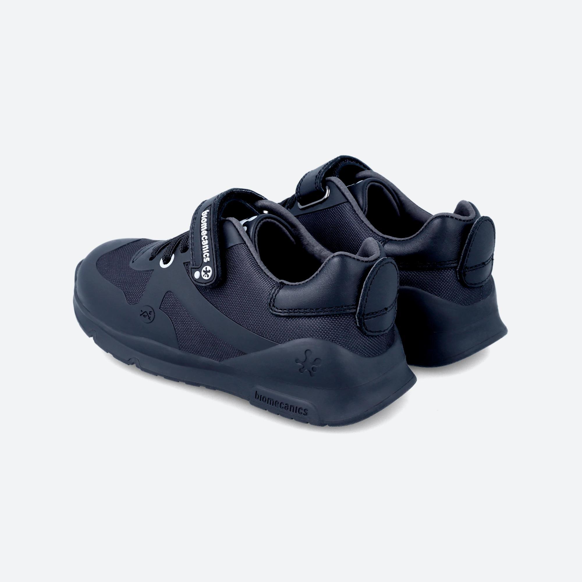 Zapatillas Deportivas Caminar Niños Biomecanics 231011A Negras Cierre Adherente 3/5
