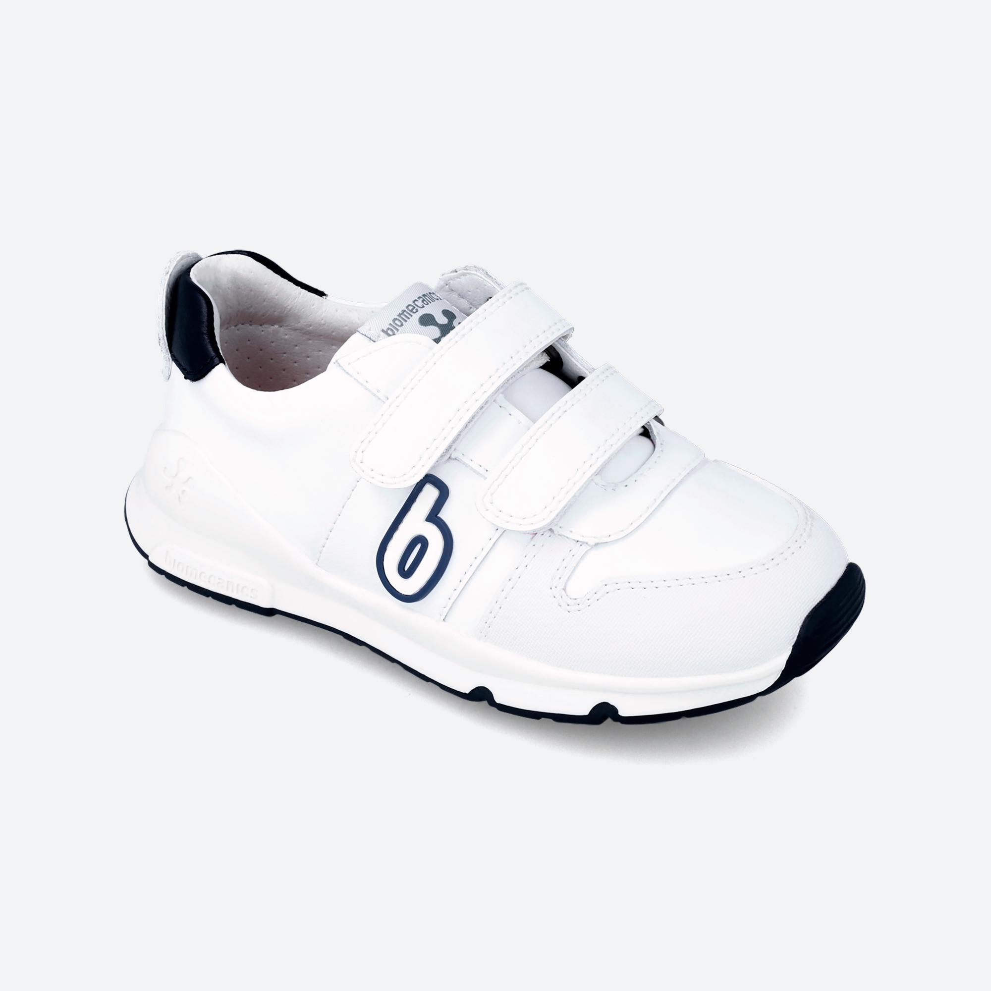 Zapatillas Deportivas Caminar Niños Biomecanics 231005A Blancas Cierre Adherente 4/5