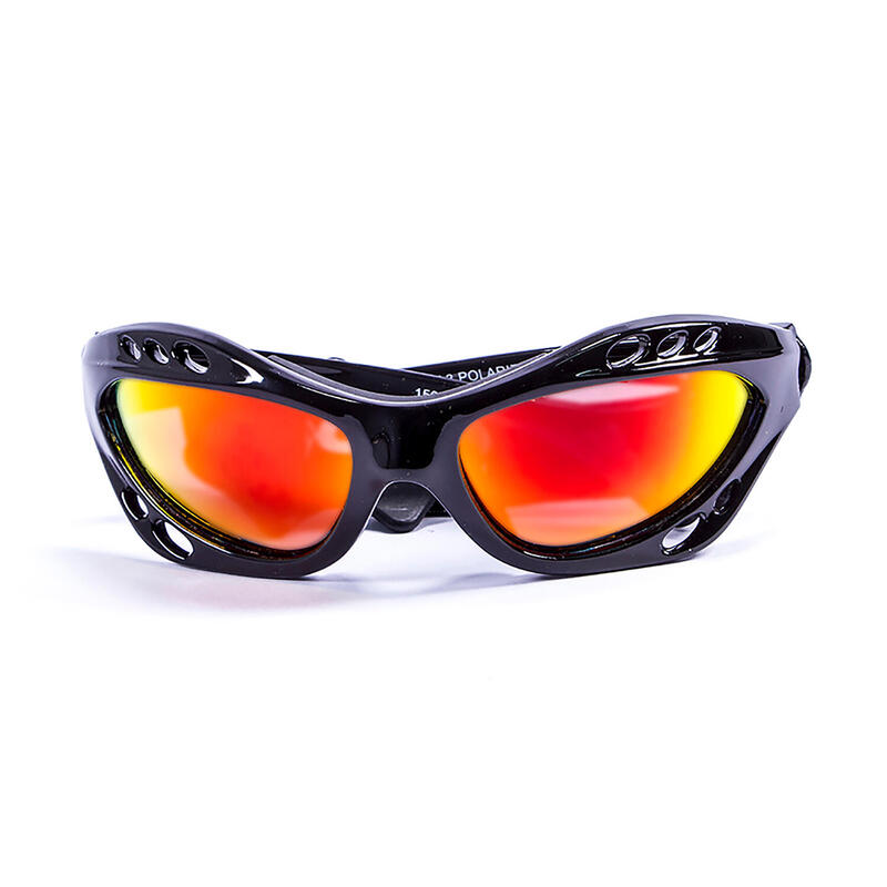 Lunette soleil flottantes sport nautiques OCEAN Cumbuco noir et revo rouge