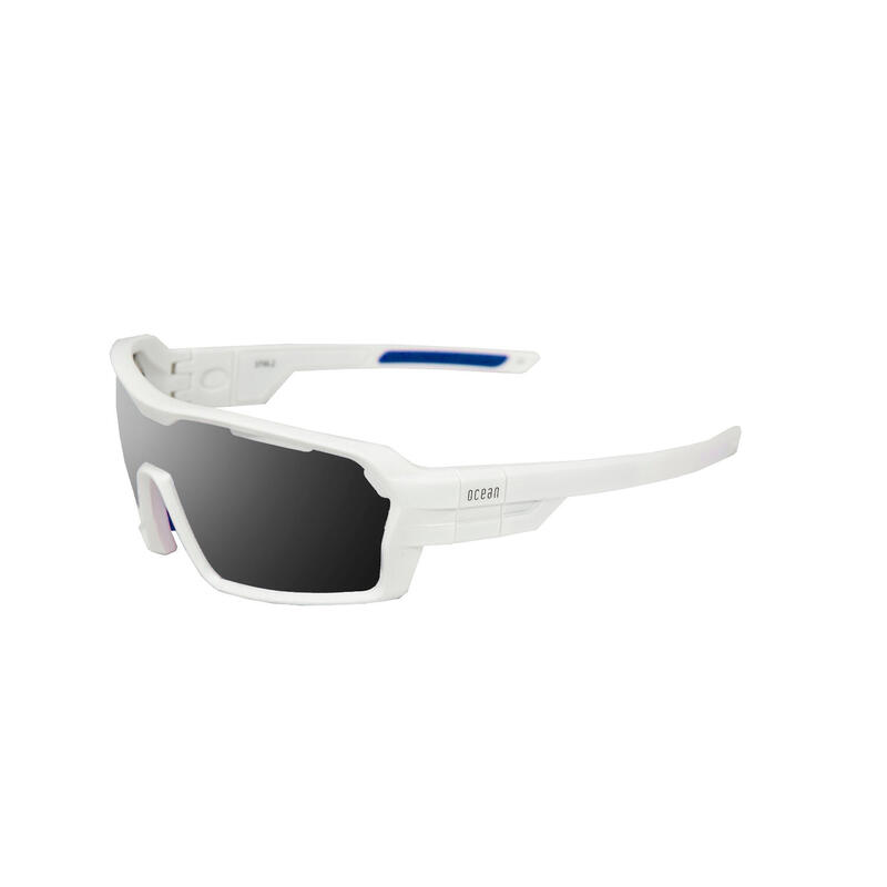 Lunettes soleil flottantes sport nautiques OCEAN Chameleon blanc et fume