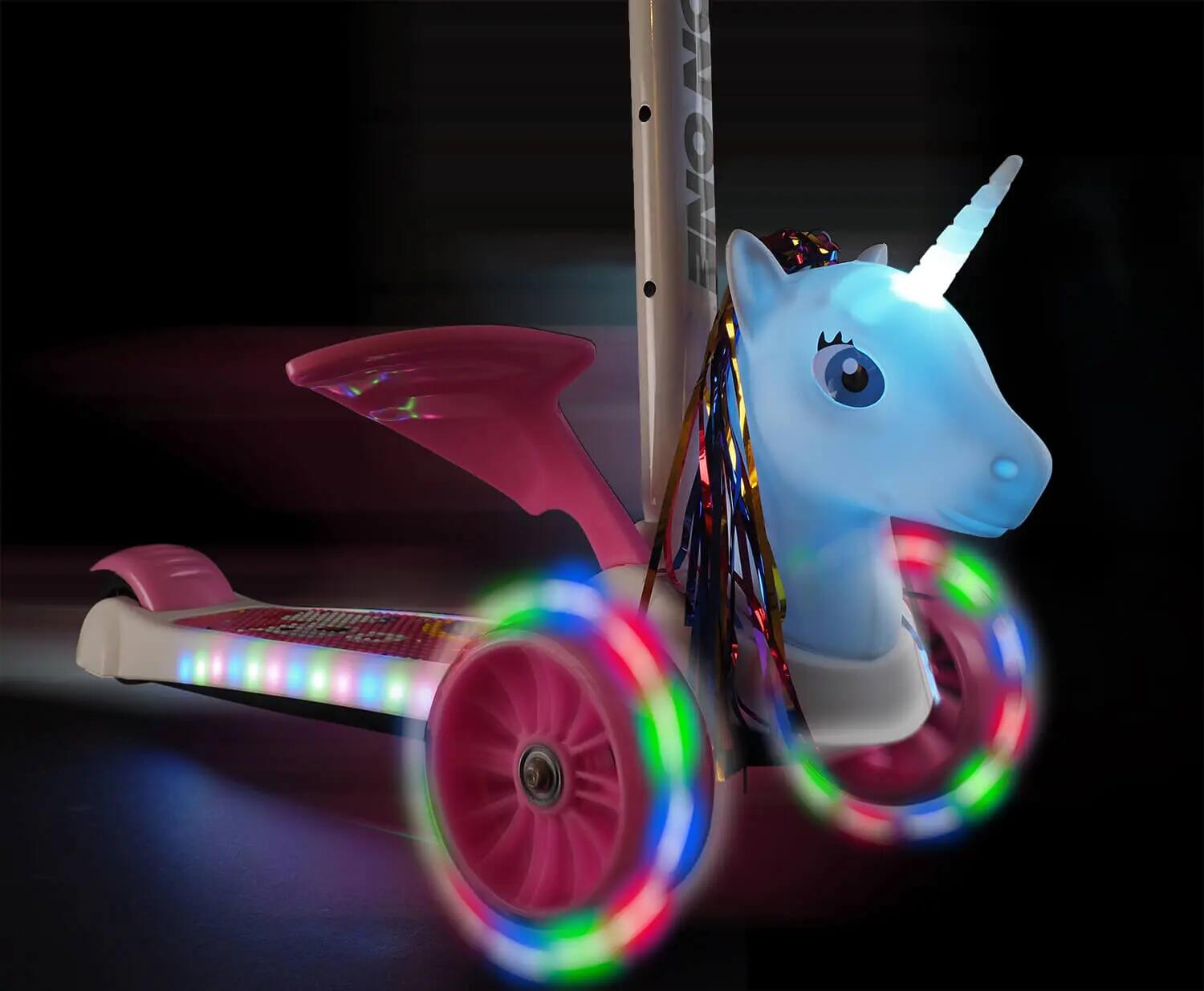 Flying Unicorn robogó fényes és széles kerekekkel, rózsaszínű 4/7