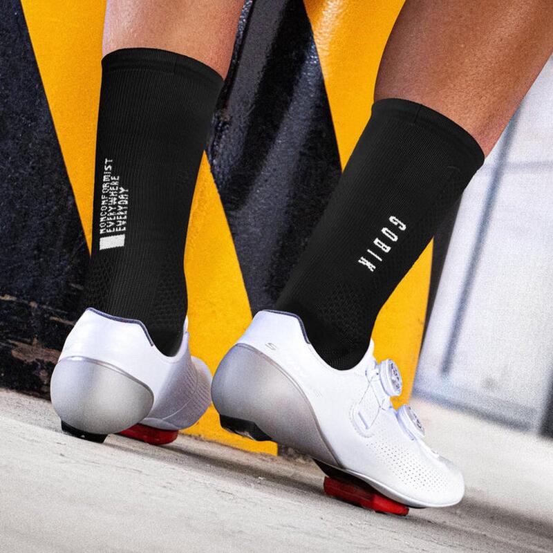 Chaussettes de vélo Gobik Lightweight Black Lead - L/XL (43-46)