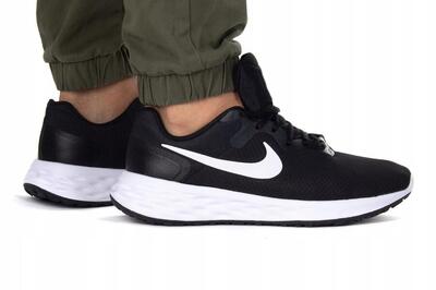 Schoenen om hard te lopen voor heren nike revolution 6 nn