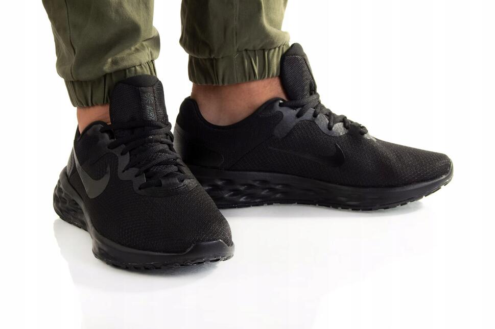 Buty do chodzenia męskie Nike Revolution 6 NN 4 E