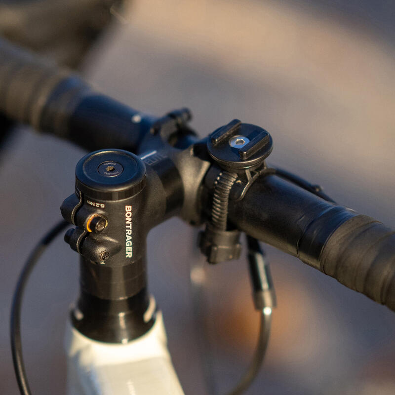 Držák na smartphone pro kolo, upevnění na řídítka a představce. SP Connect Bike