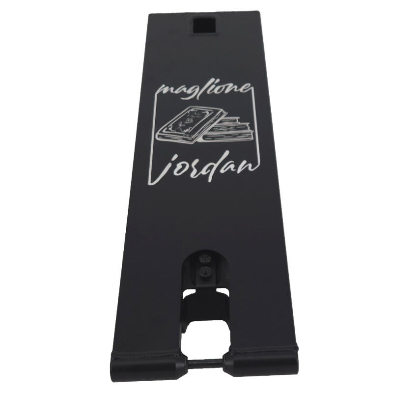 Deck scooter freestyle Trigger Nemestia V2 56x16 Jordan Maglione Nero