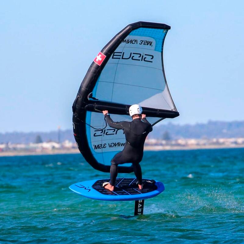 Tabla Wing/ Foil Carbon Wave Chaser Azul 155 VFX (5')con Funda