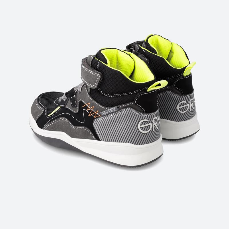 Zapatillas Abotinadas Niños Garvalín 231631A Negras con Cierre Adherente