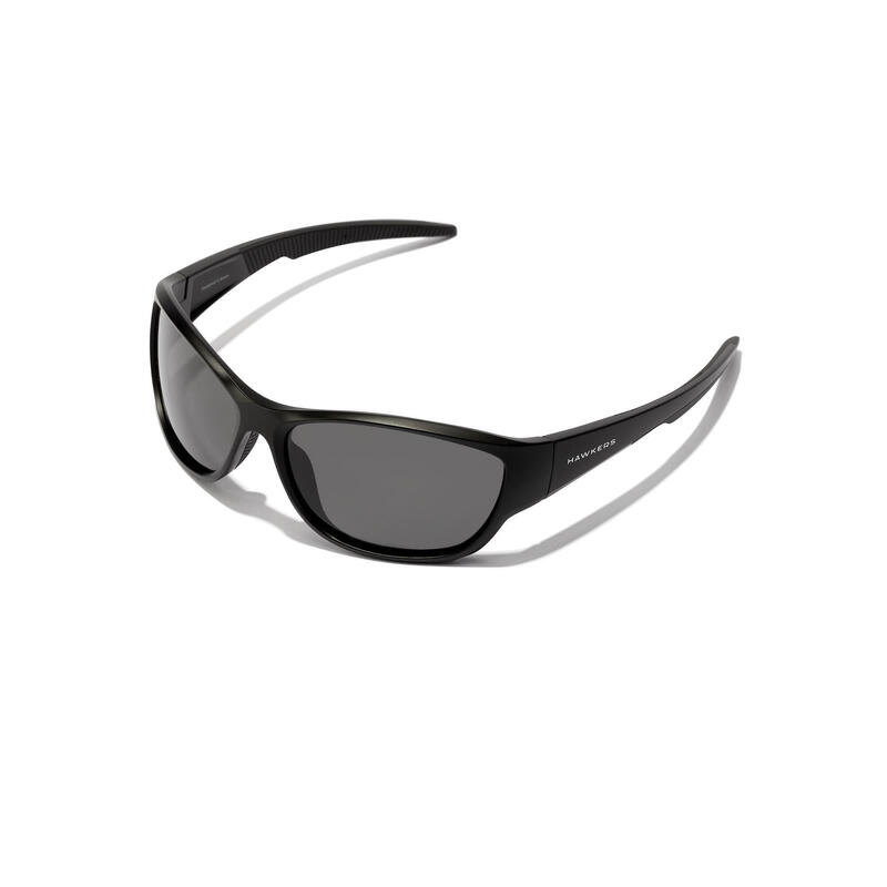 HAWKERS - Lunettes de soleil pour Homme et Femme POLARIZED BLACK DARK - RAVE