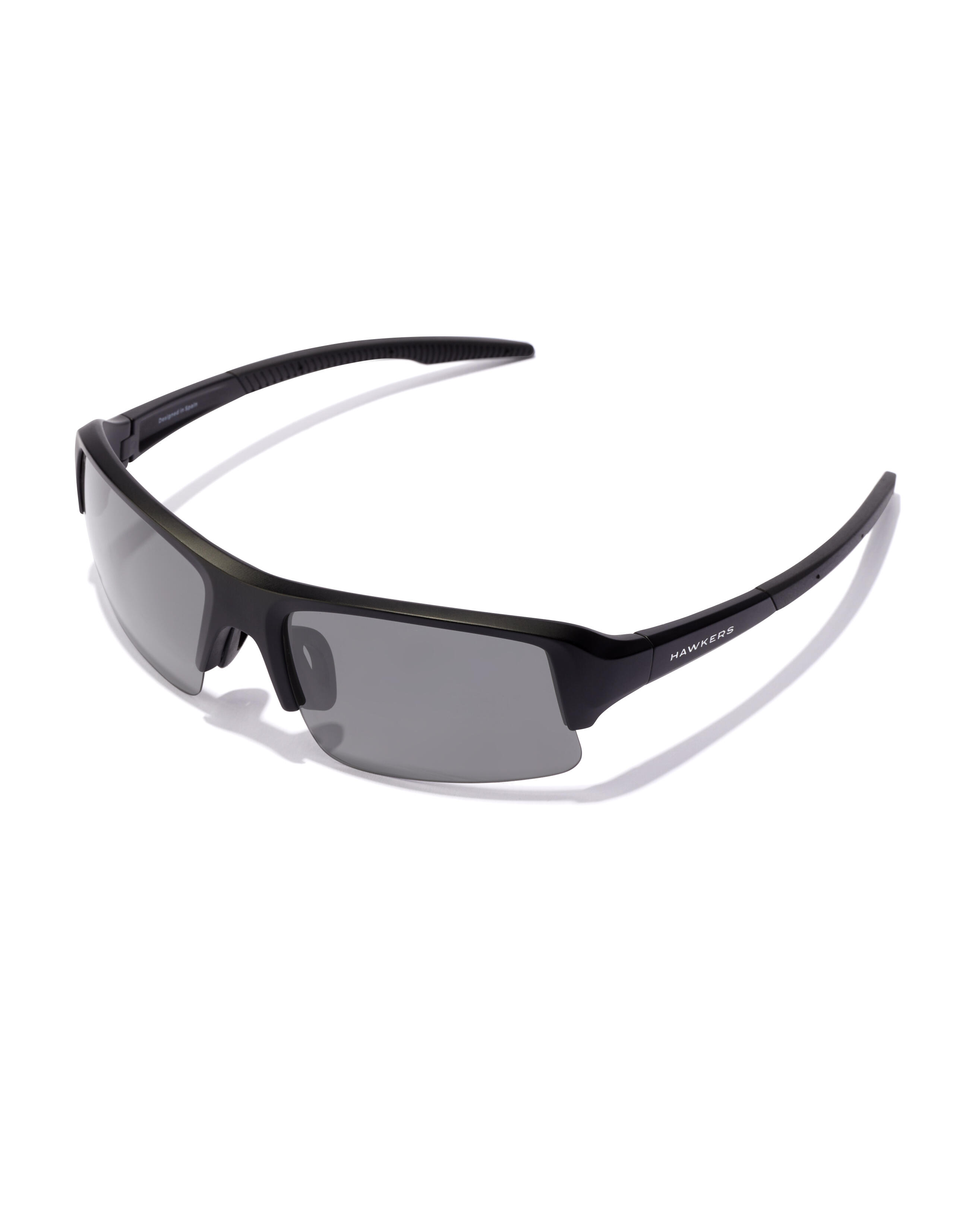 HAWKERS HAWKERS - Zonnebrillen voor mannen en vrouwen POLARIZED BLACK DARK - BAT