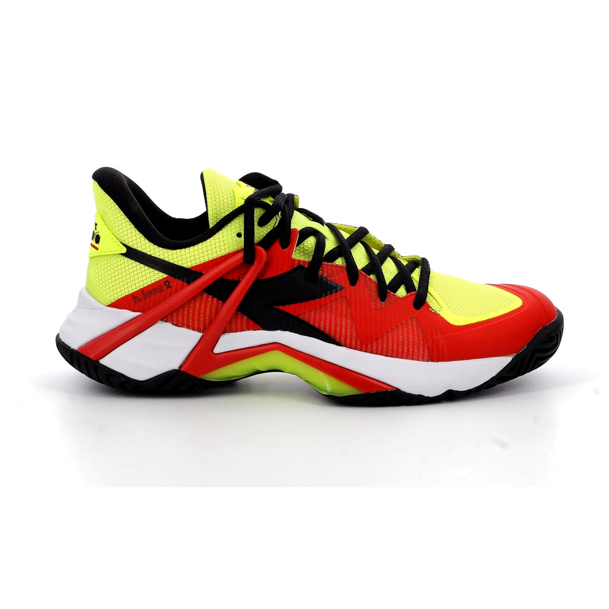 DIADORA picture
