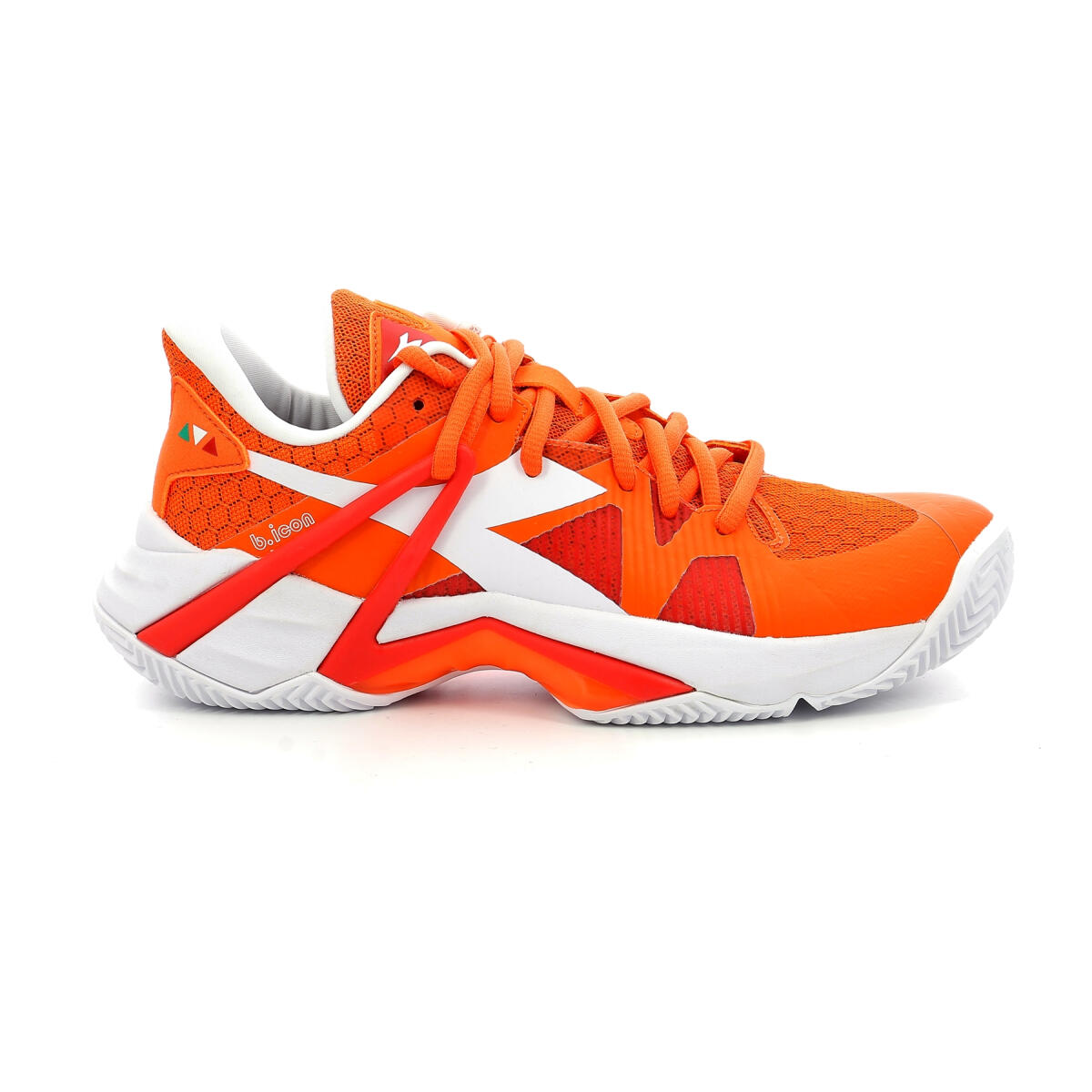 DIADORA picture