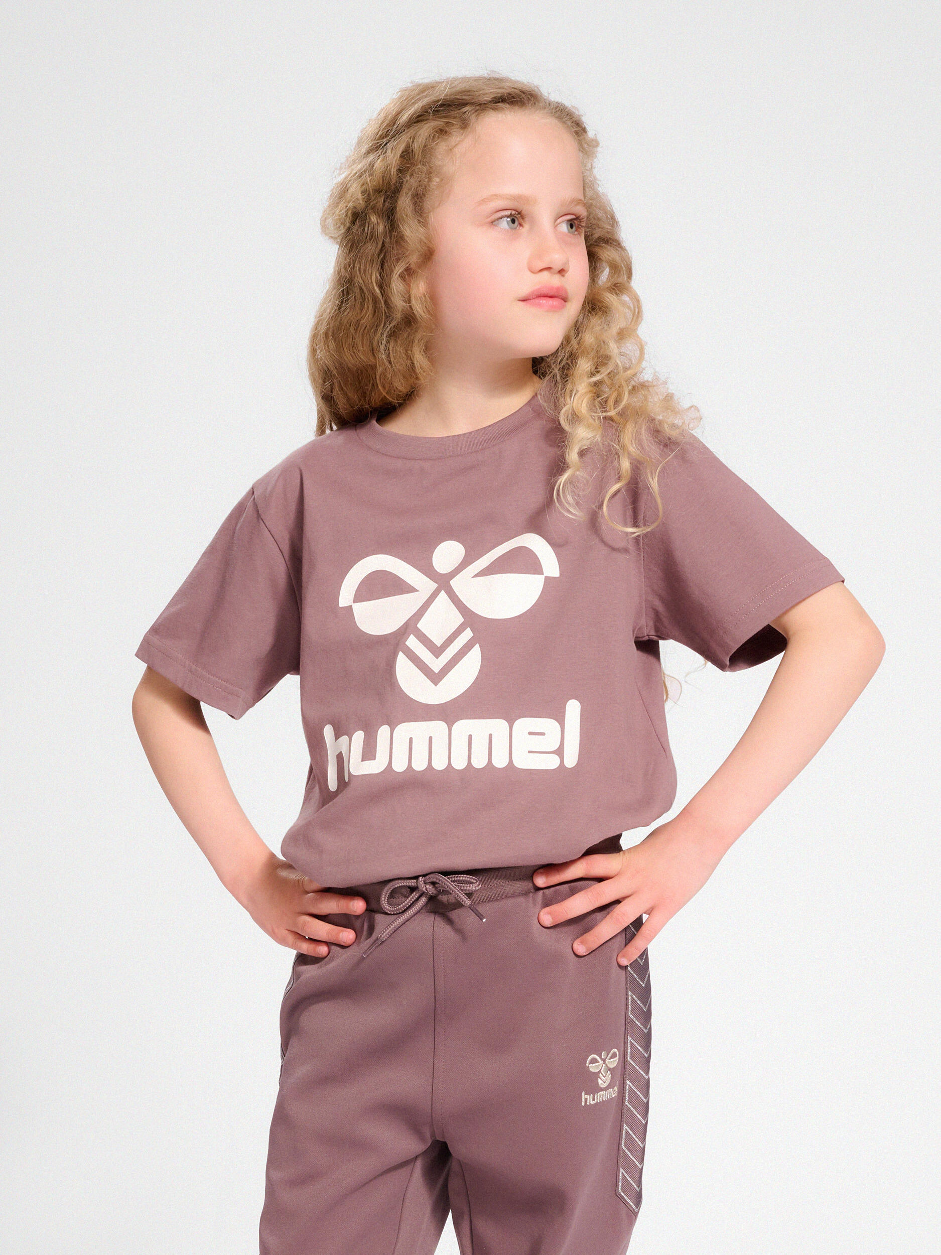 HUMMEL picture