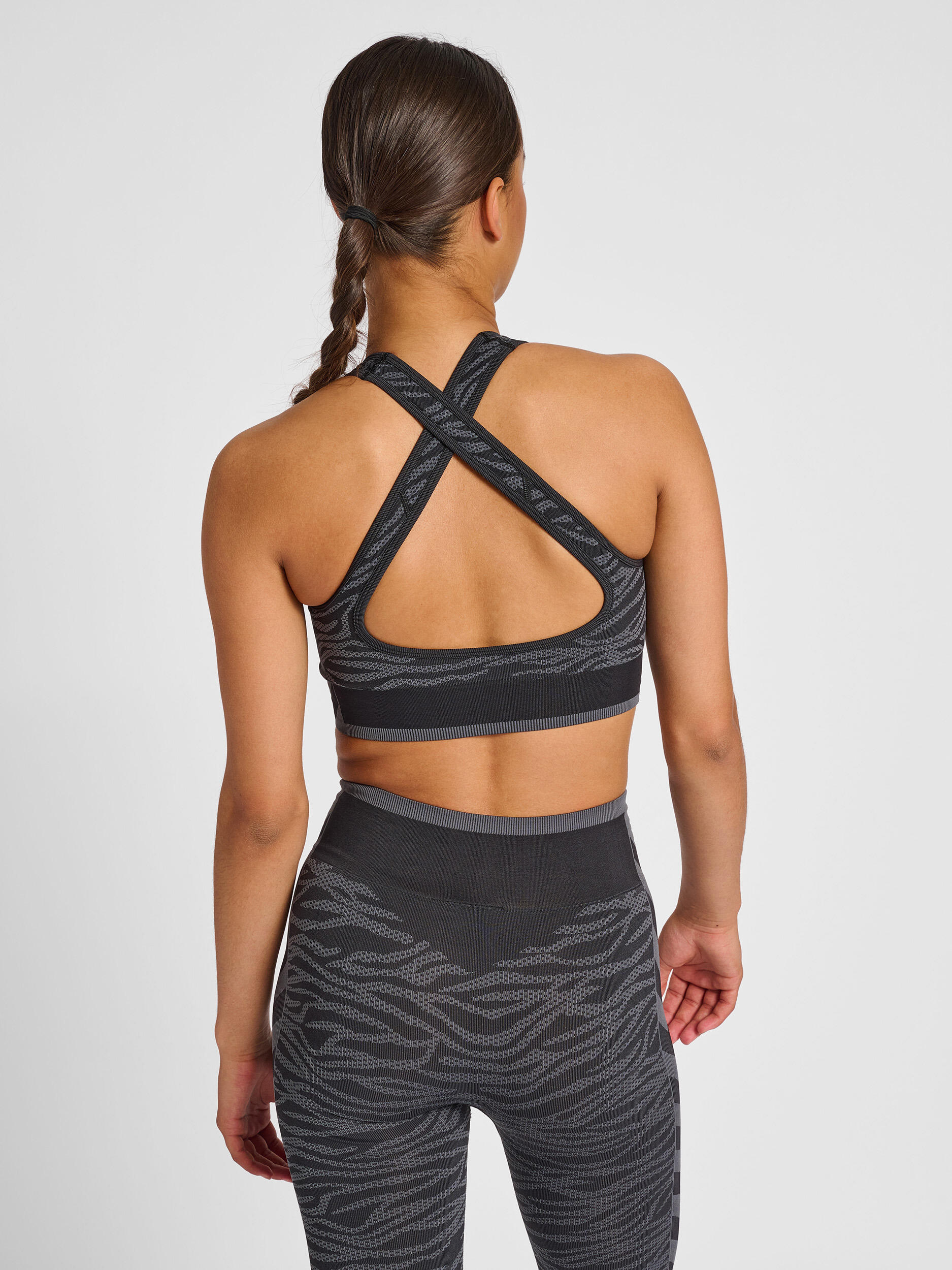 Enfiler Top Hmlmt Saga Entraînement Femme 3/7