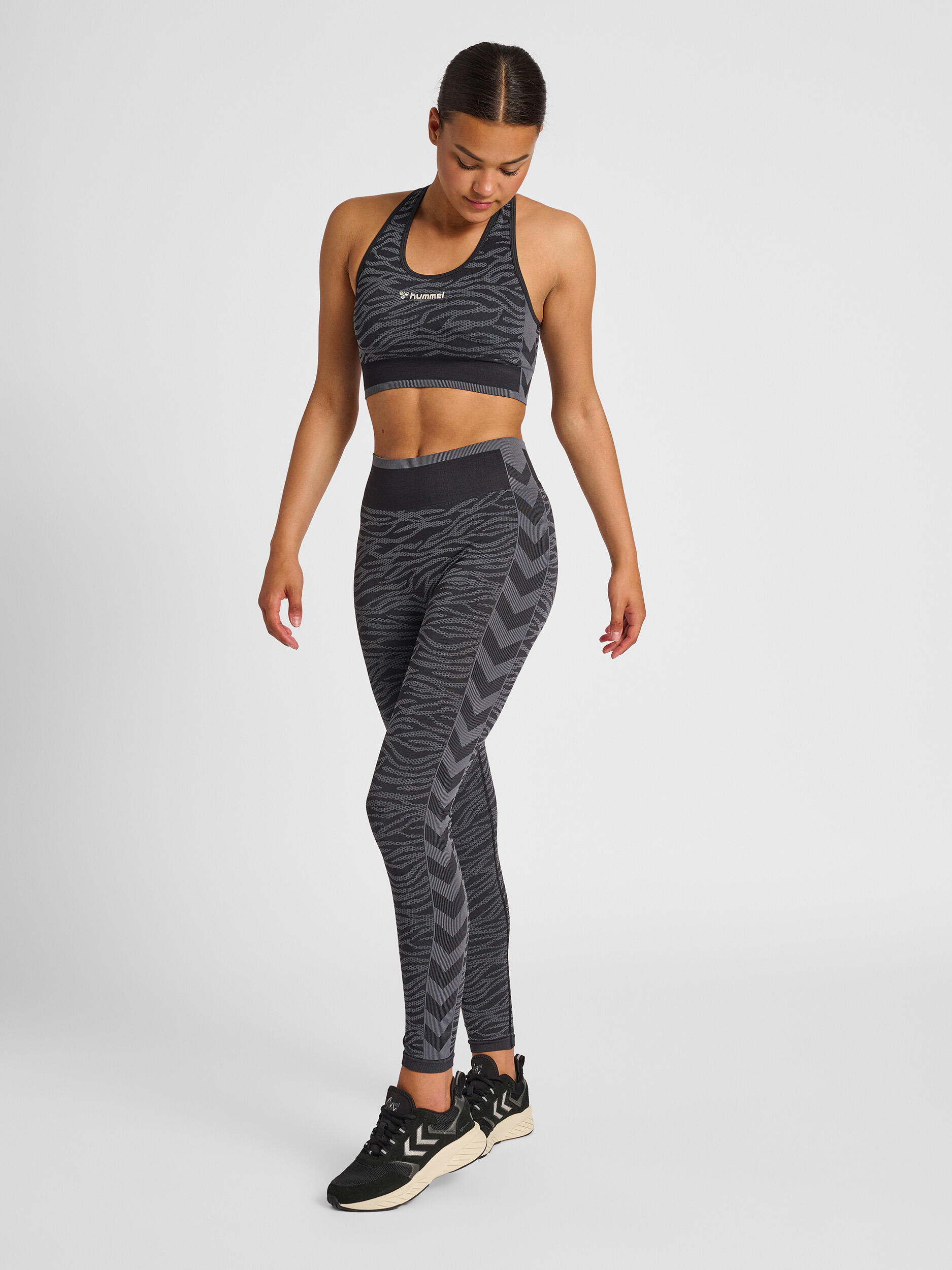 Enfiler Top Hmlmt Saga Entraînement Femme 2/7