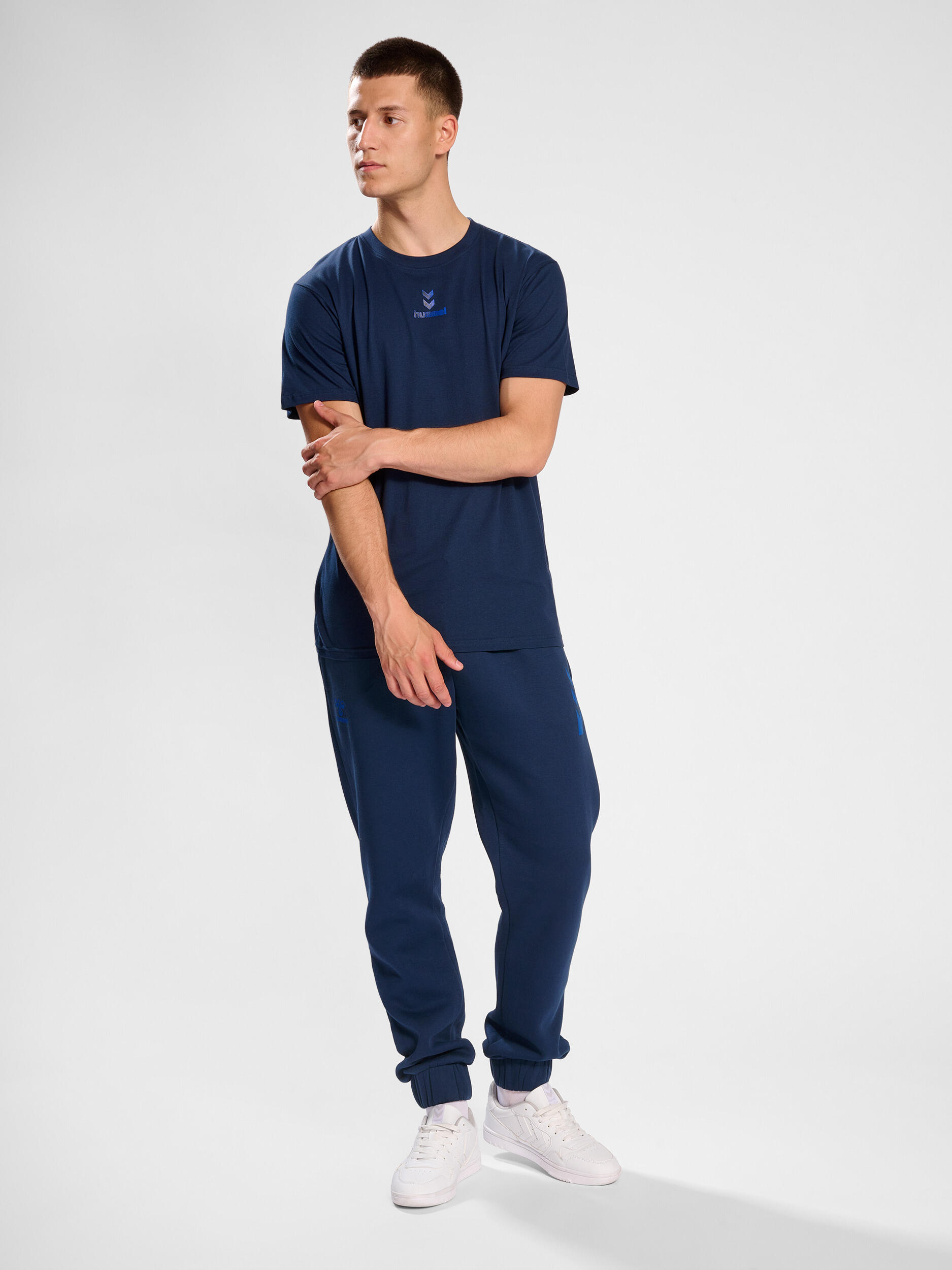 Enfiler T-Shirt Hmlactive Homme HUMMEL 3/7