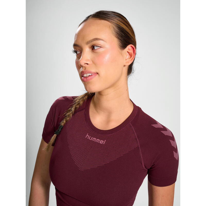 Enfiler T-Shirt Hummel First Multisport Femme HUMMEL