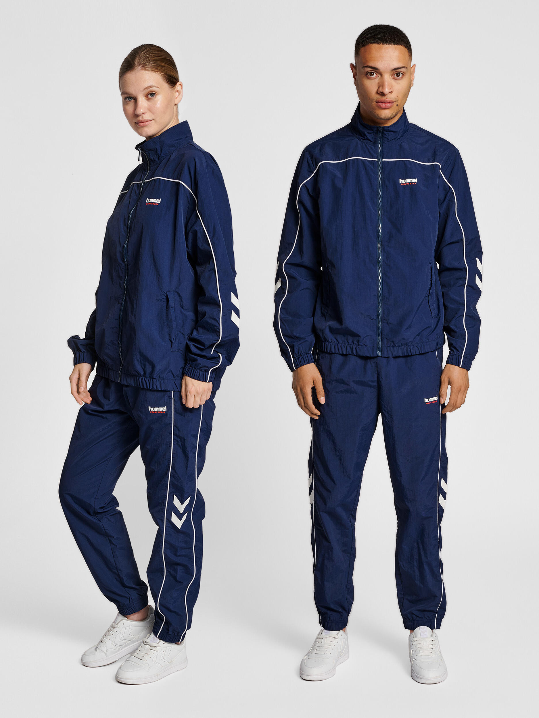 HUMMEL zipped-up tracksuit jacket Hummel Legacy Celab