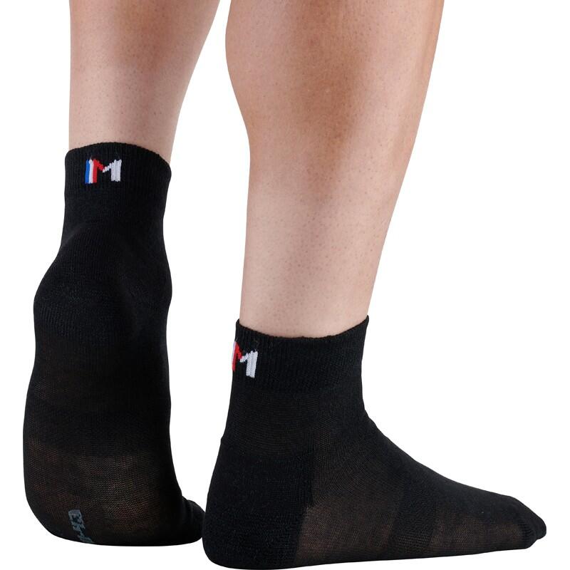 CHAUSSETTES BASSES EN LIN ET COTON 4/4