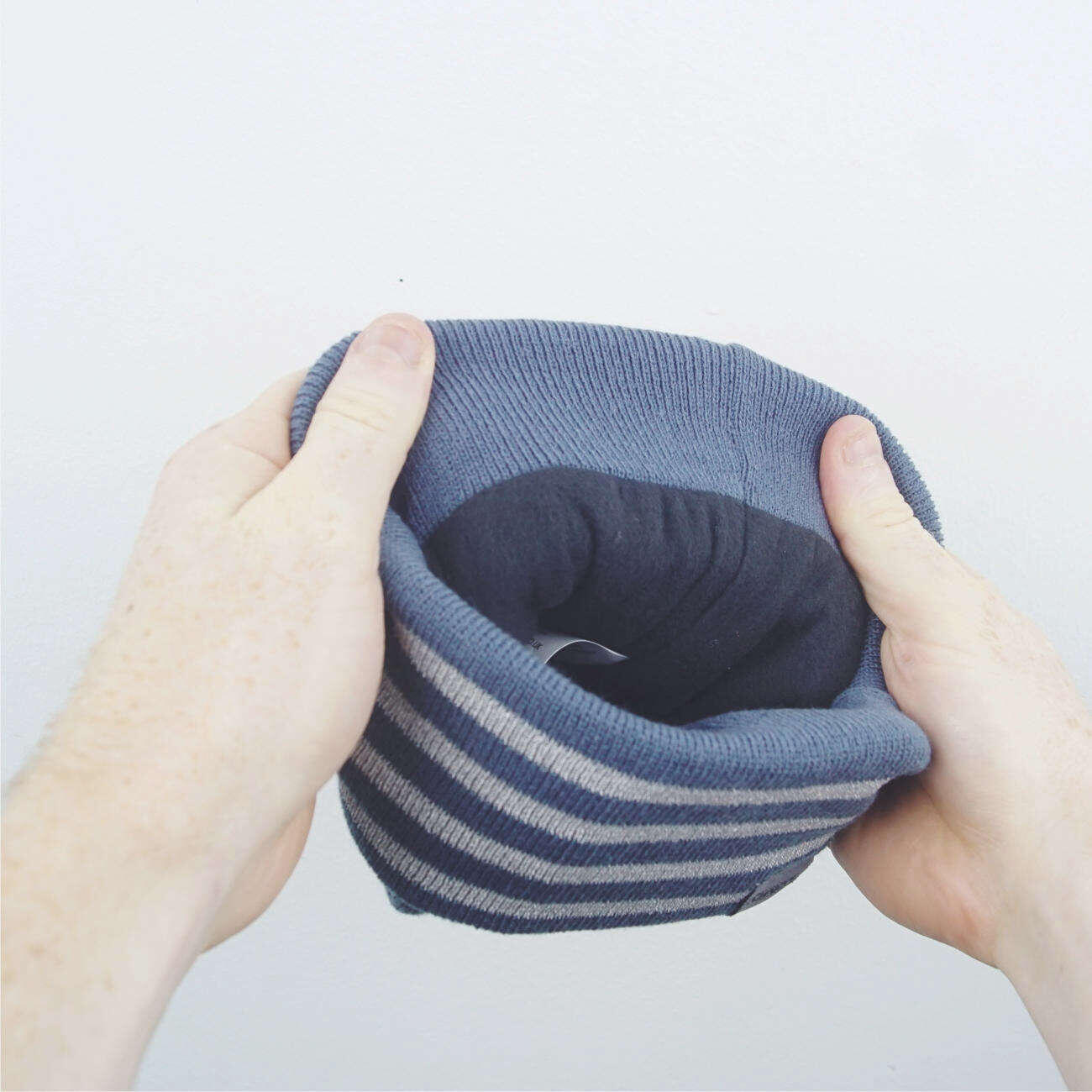 Lomo Parhelion Reflective Stripe Beanie Hat 7/8