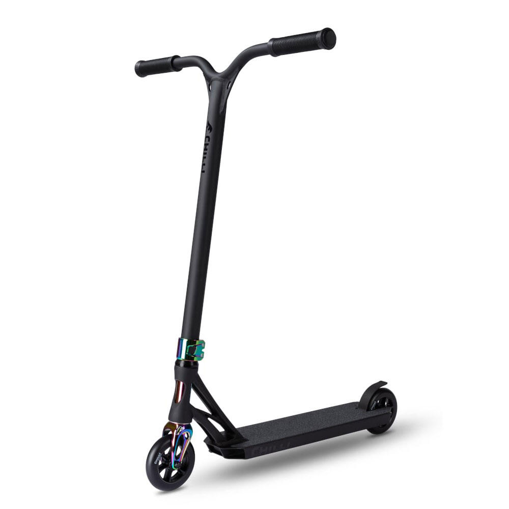 CHILLI PRO SCOOTER Beast V2 Scooter: Black Neochrome