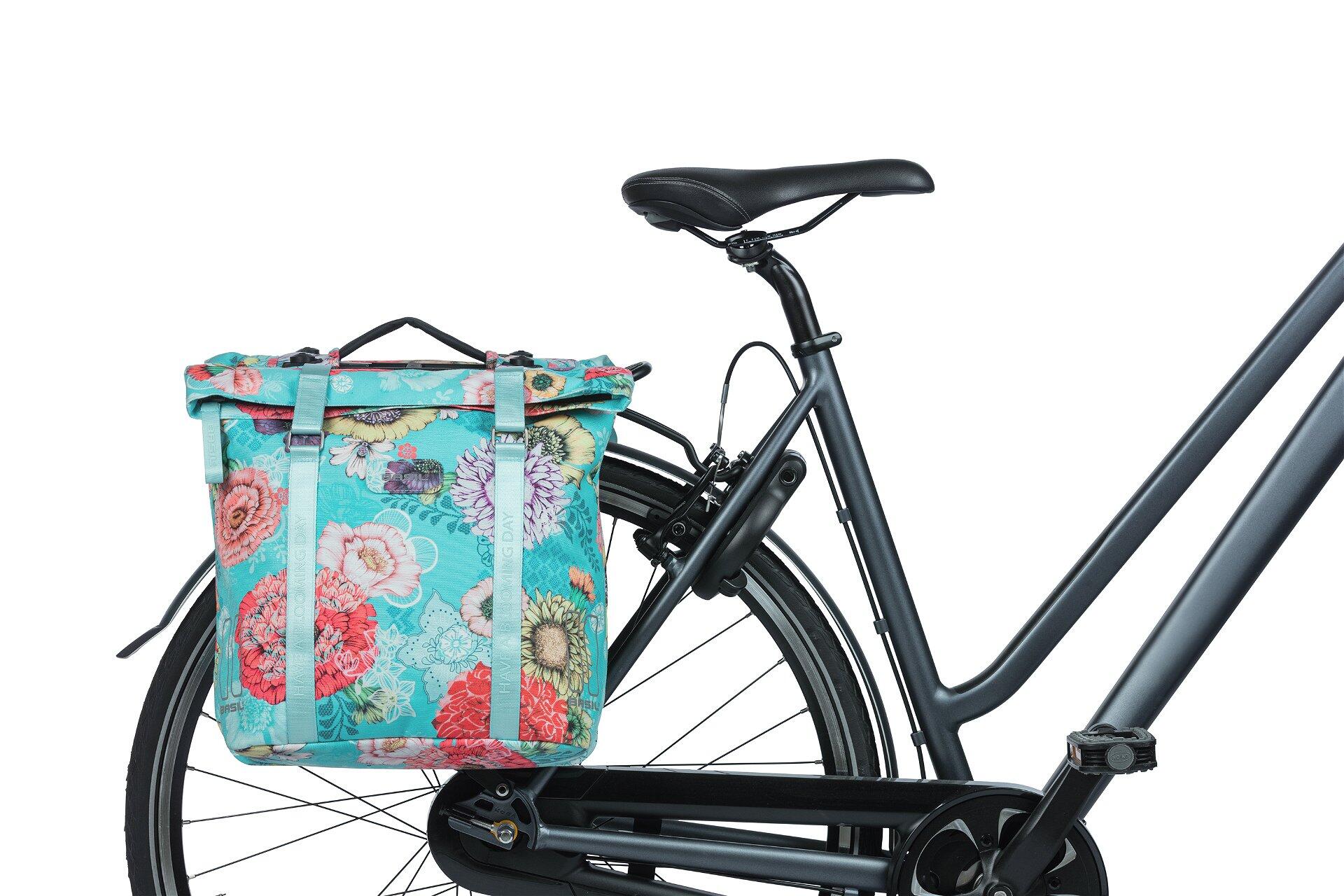 Basil Doppelpacktasche Bloom Field MIK sky blue, 30x15x33cm, 28-35ltr 5/7