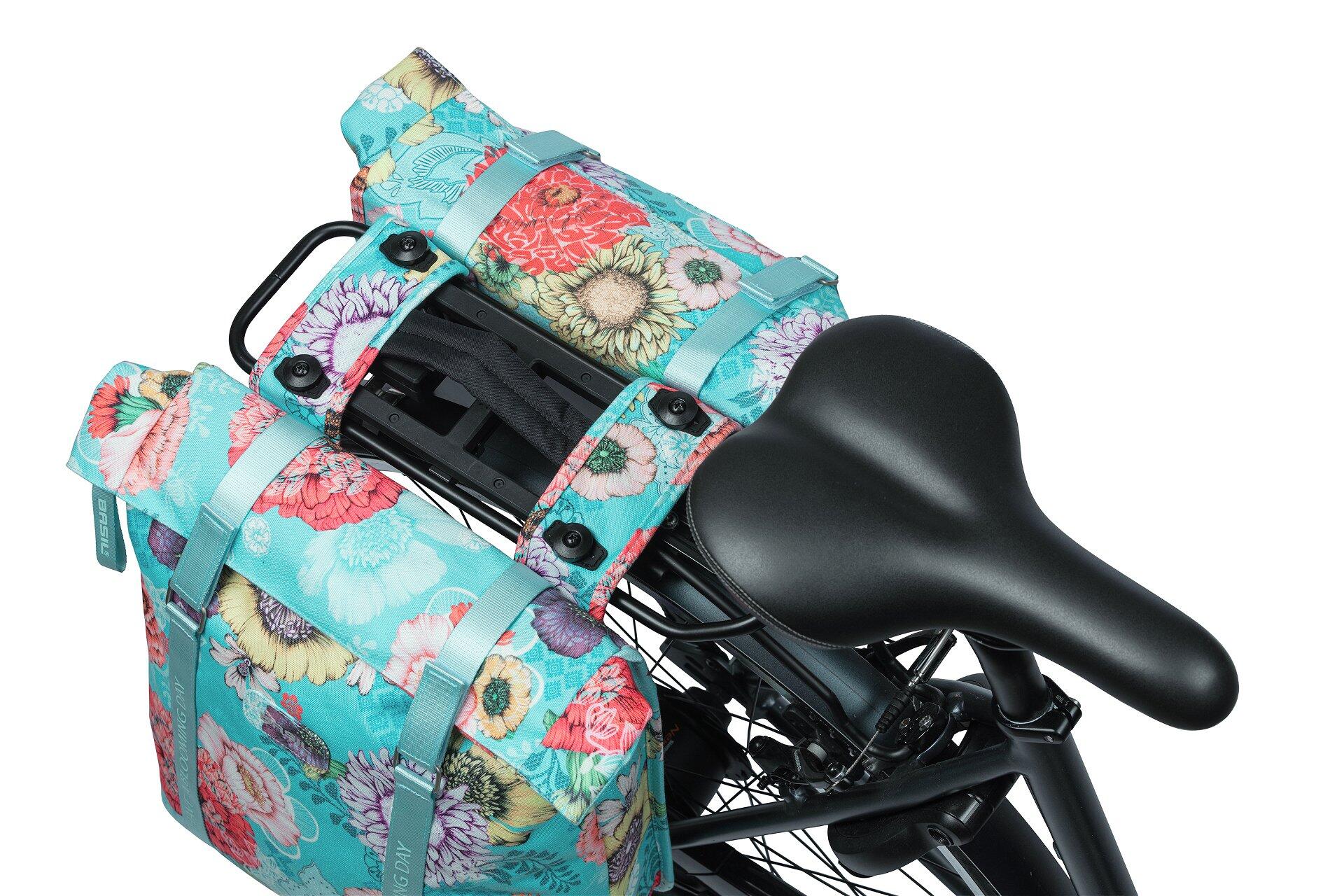Basil Doppelpacktasche Bloom Field MIK sky blue, 30x15x33cm, 28-35ltr 4/7