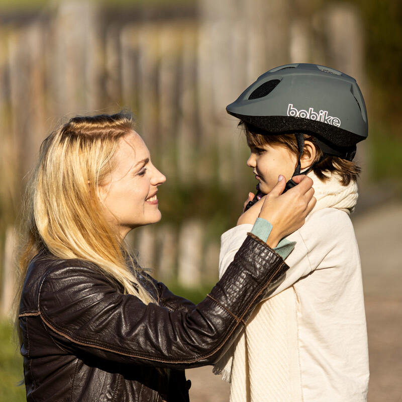 Casque Junior polyvalent pour Vélo & Sports GO Gris Macaron