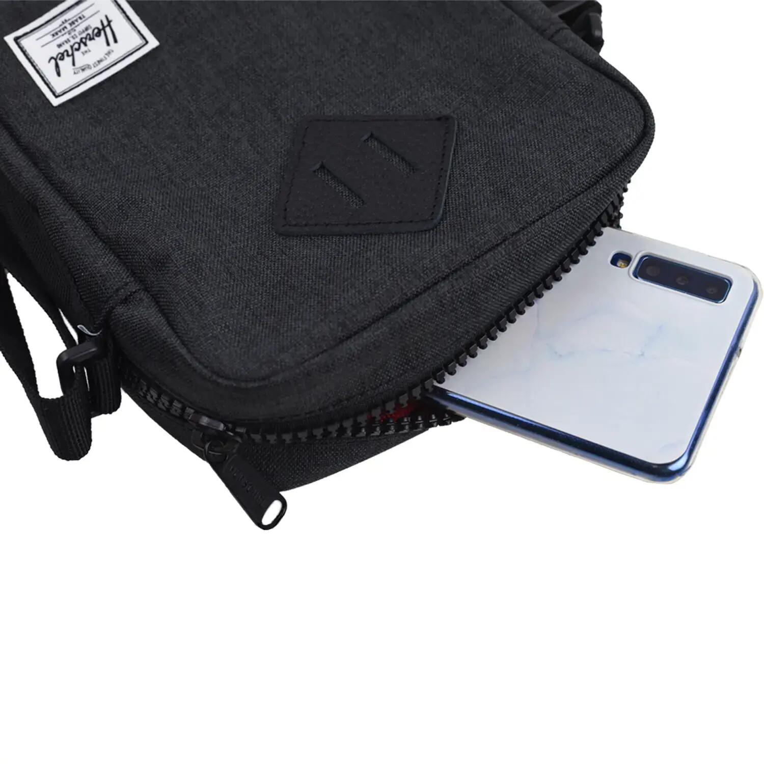 Válltáska Herschel Heritage Crossbody 4/4
