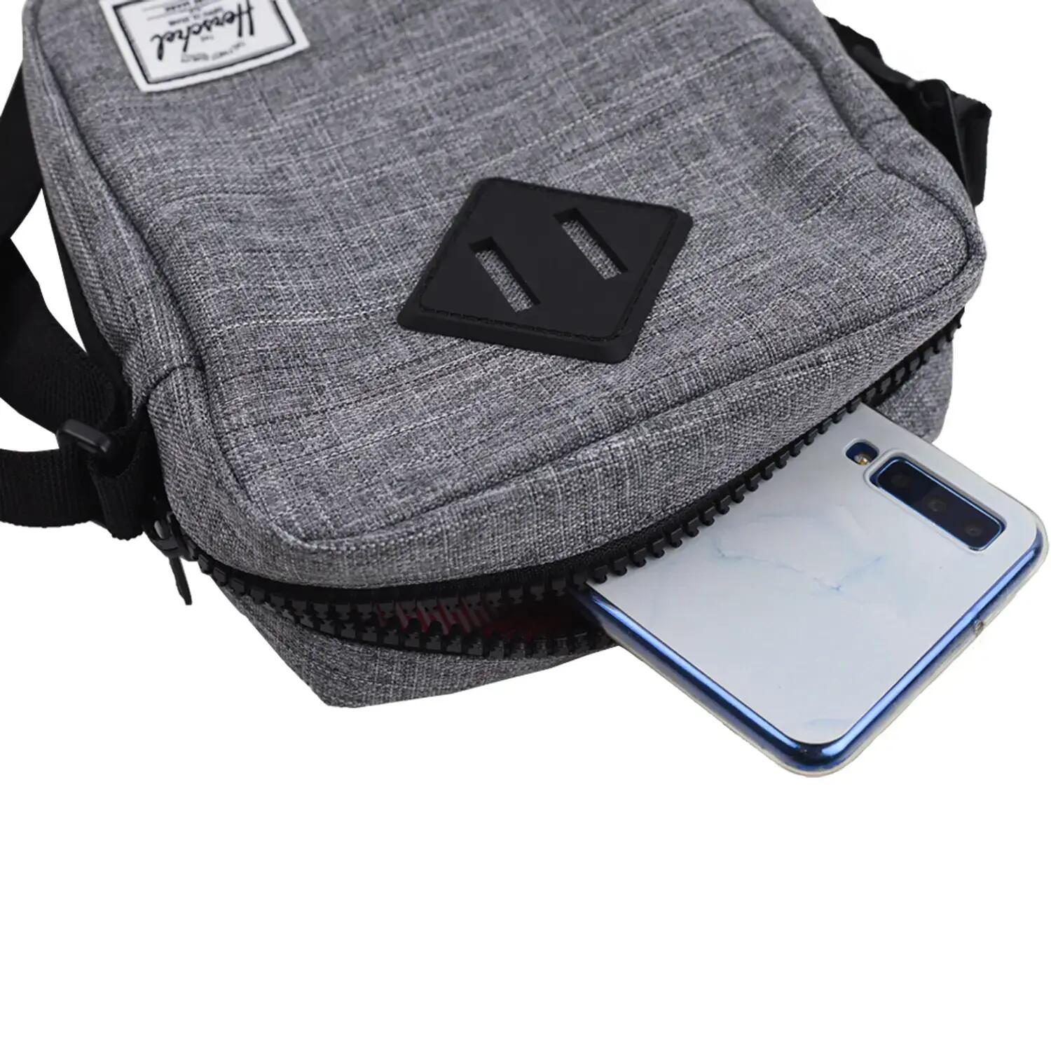 Válltáska Herschel Heritage Crossbody 4/4