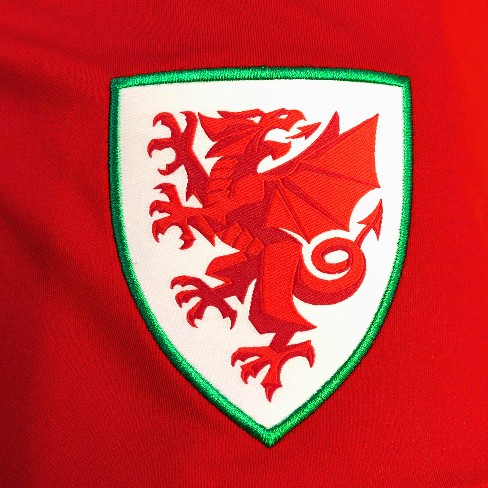Wales Cymru Mens T-Shirt Poly Training Kit FAW OFFICIAL Football Gift 2/3