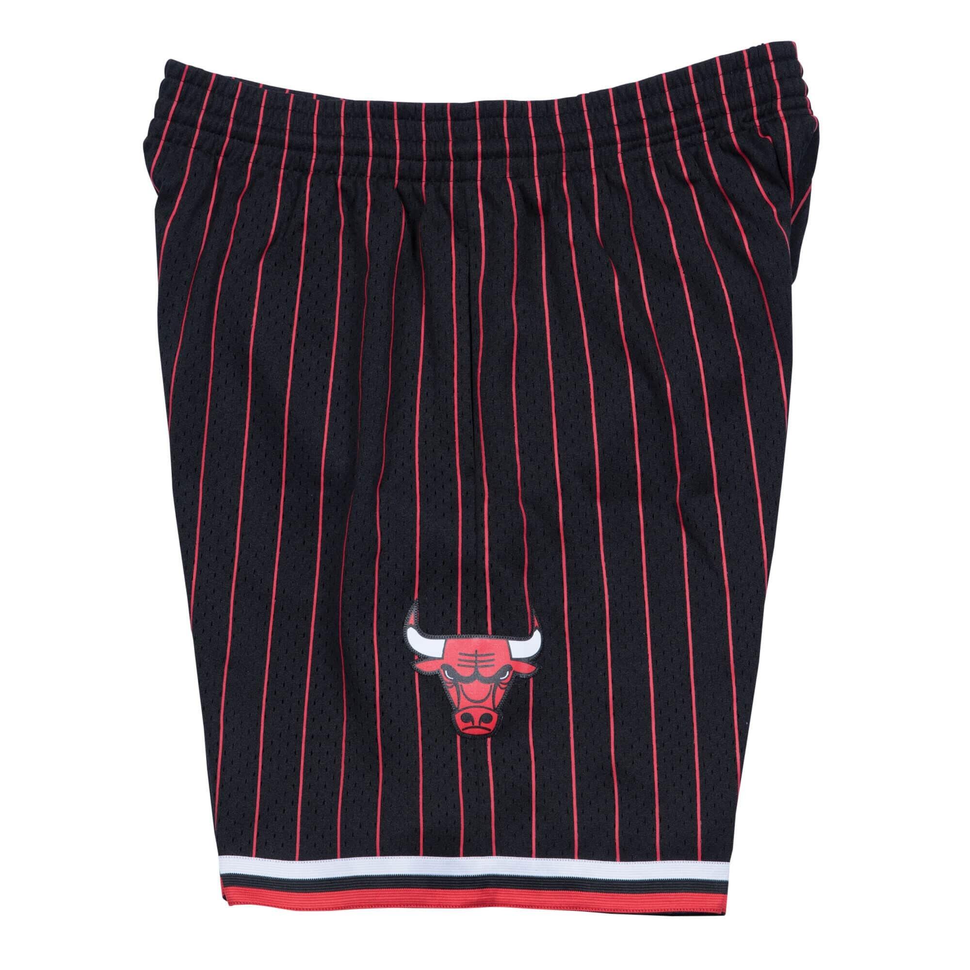 Short NBA Swingma n Chicago Bulls 6/7