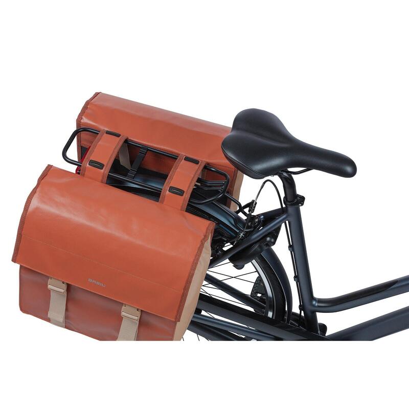 Bolsa de poliéster impermeable para bicicletas con material reflectante Basil Ur