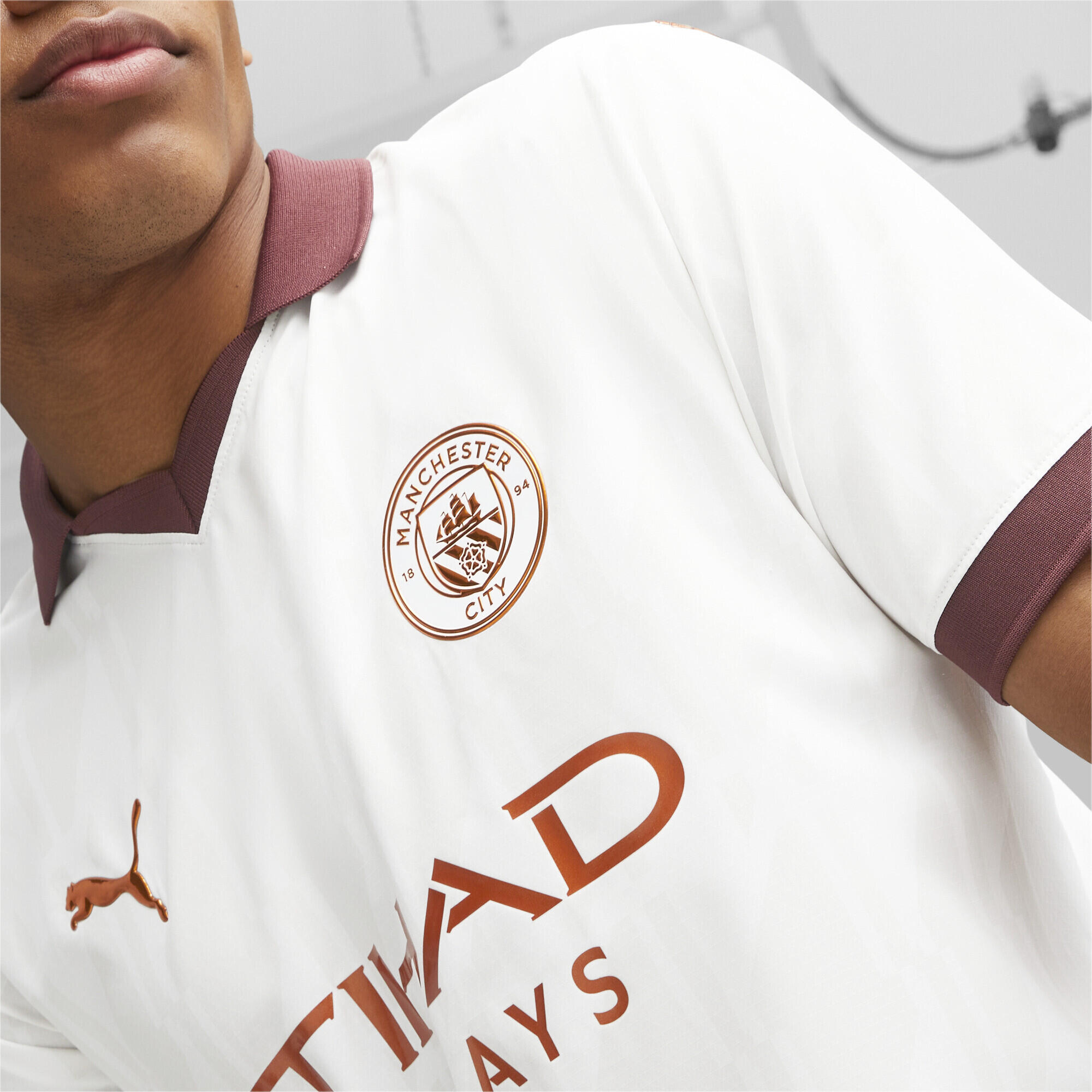 Maillot Authentic Away 23/24 Manchester City PUMA White Aubergine Purple 3/6