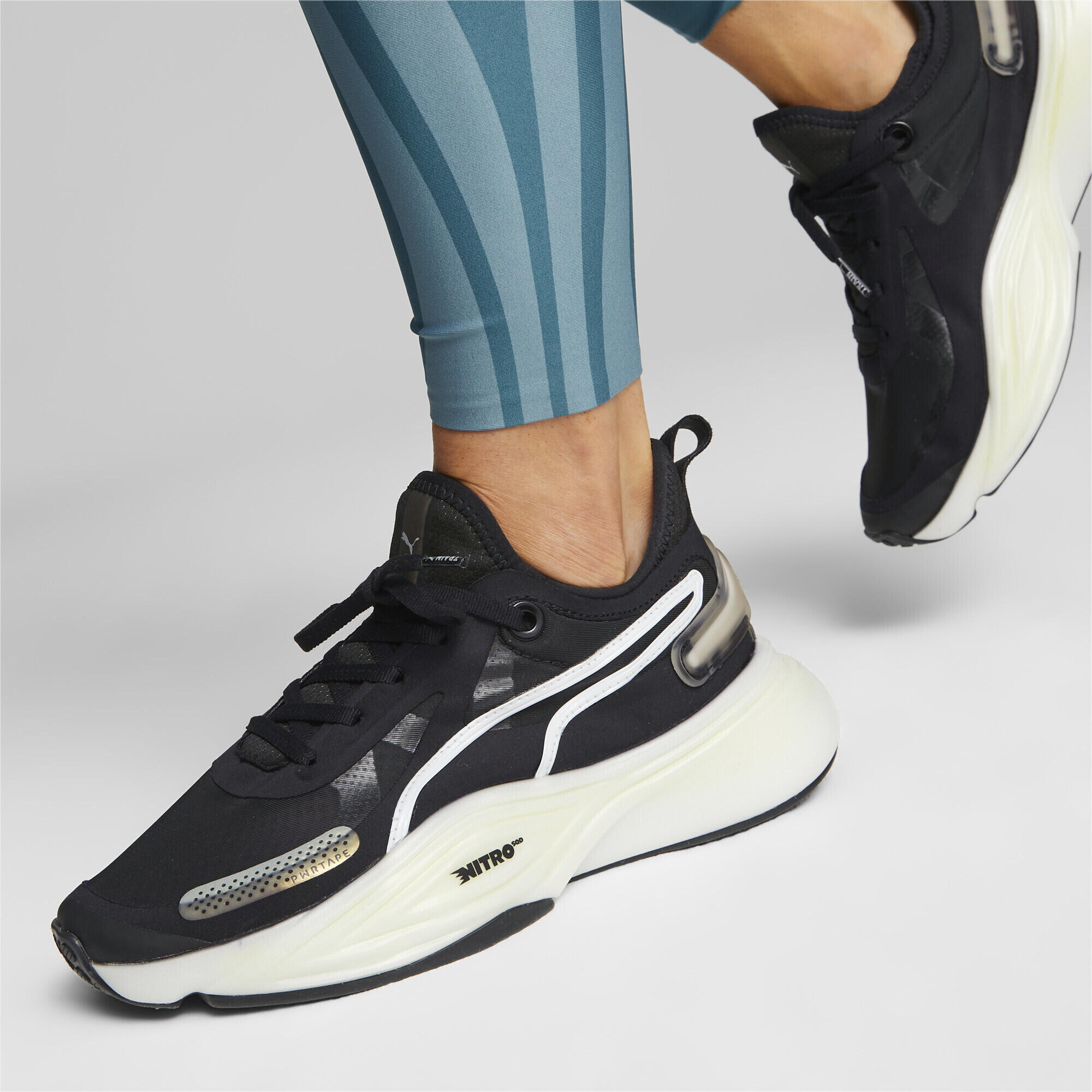 Scarpe da ginnastica PWR NITRO SQD da donna PUMA Black White 2/7