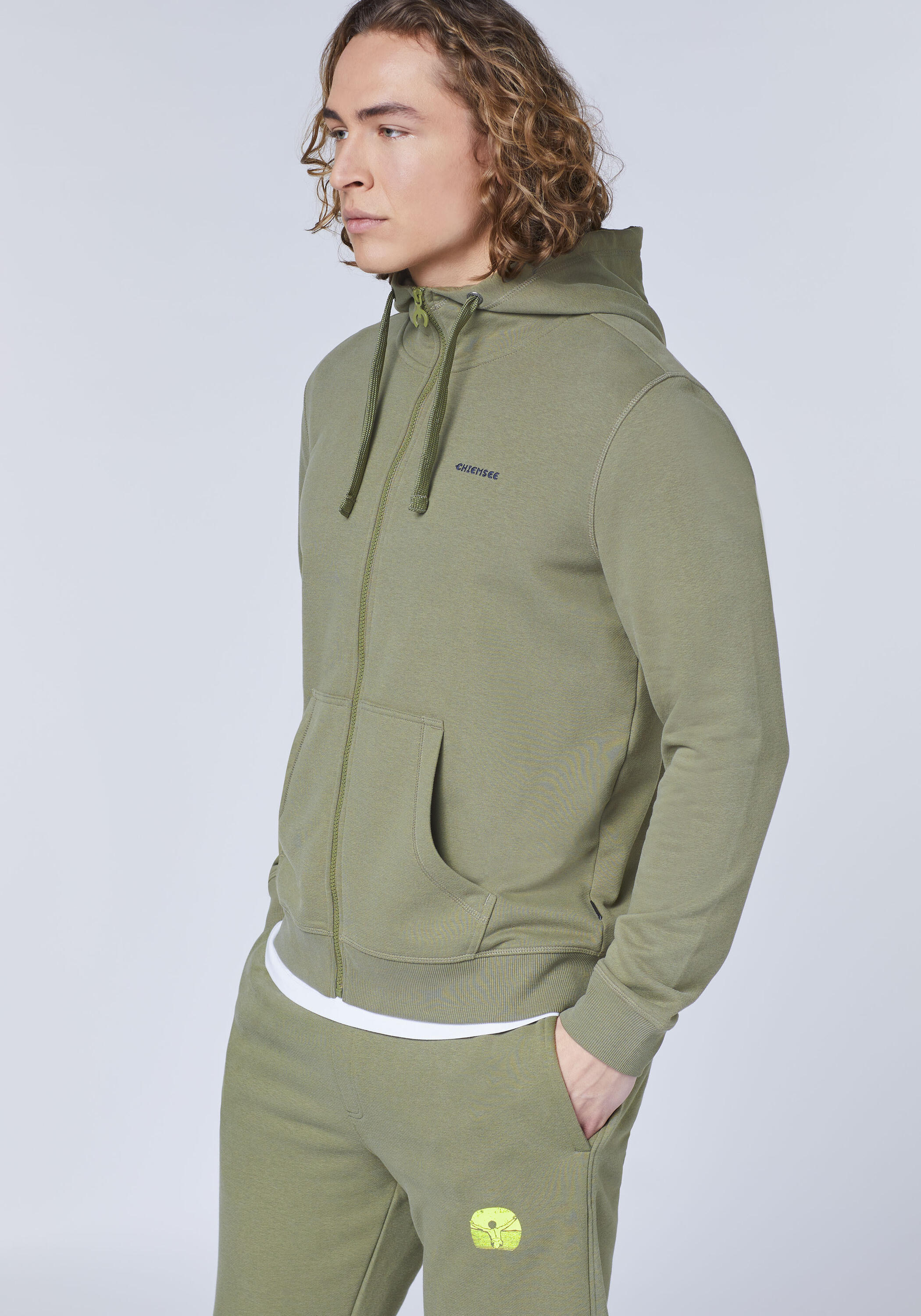 Kapuzenjacke mit Jumper-Motiv 6/6