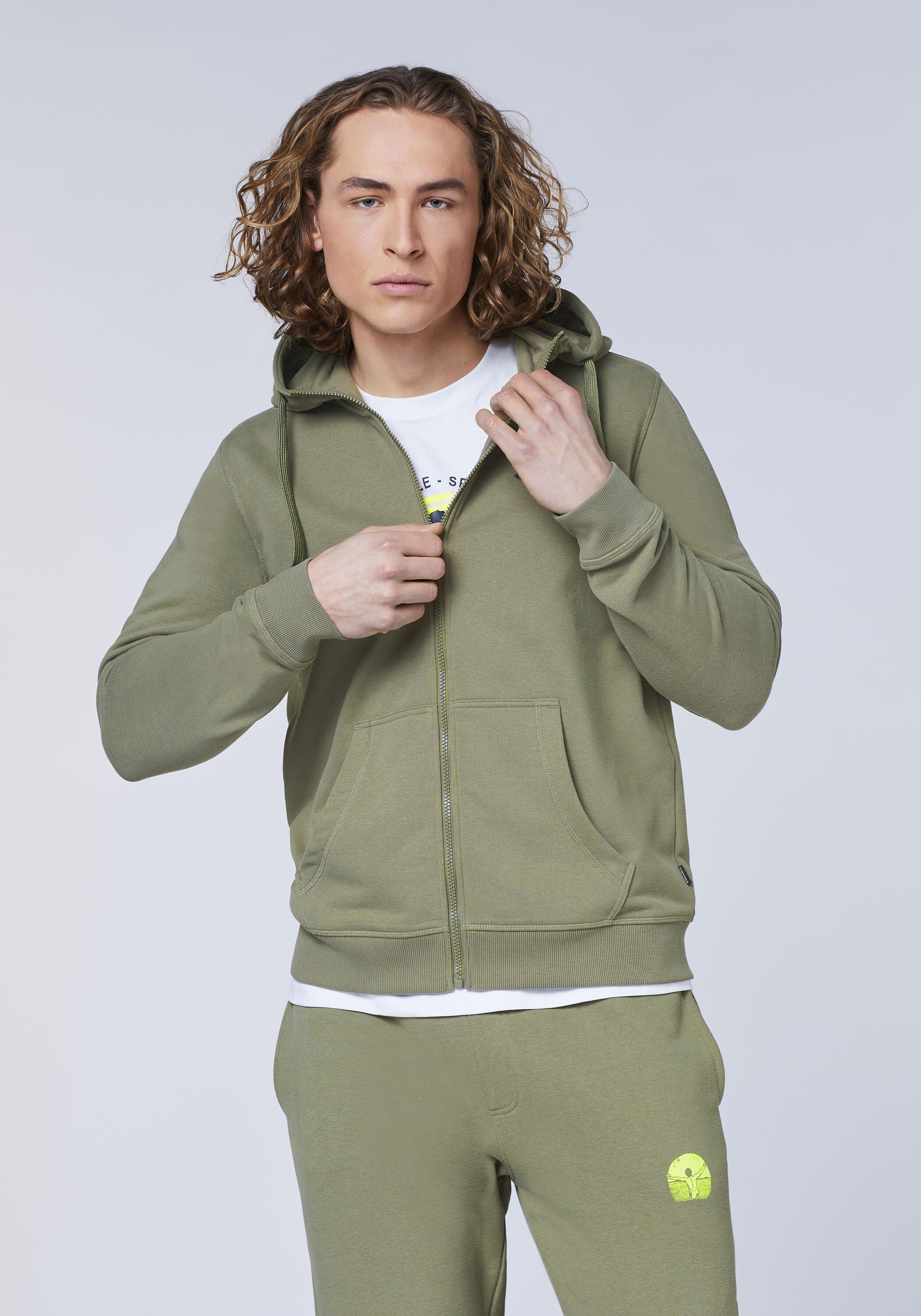 Kapuzenjacke mit Jumper-Motiv 3/6