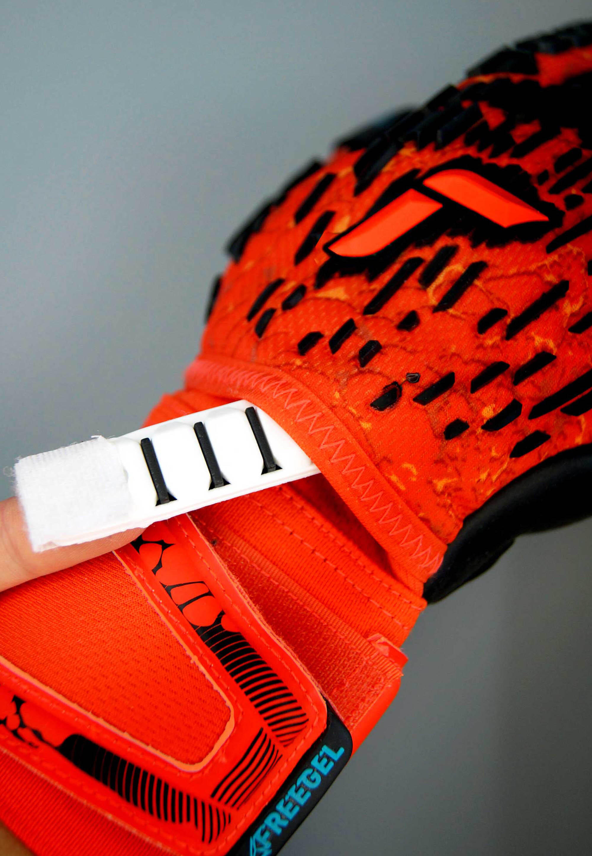 Guantes de portero Reusch Attrakt Freegel Gold 5/7