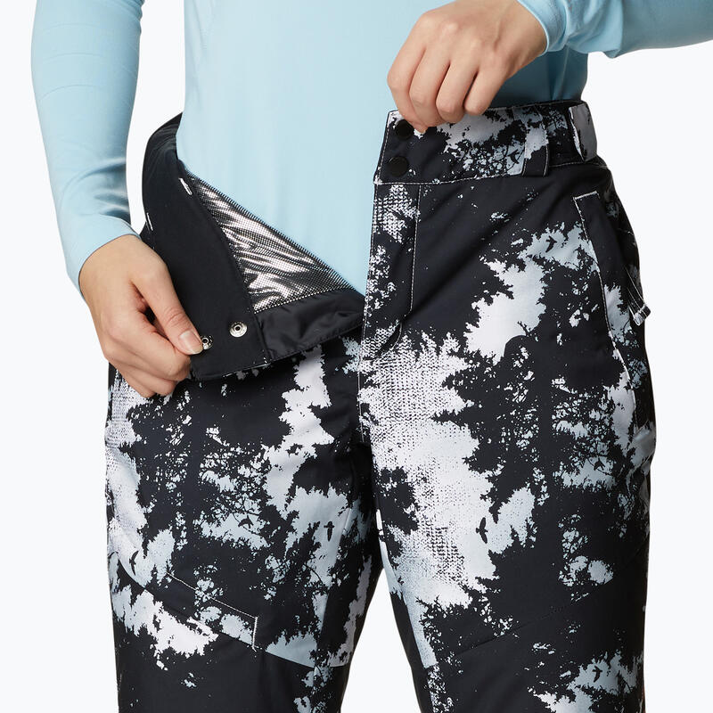 Pantalones de esquí de las mujeres Columbia Kick Turner aislado