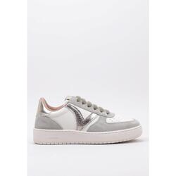 Baskets basses à lacets pour femme 1258222