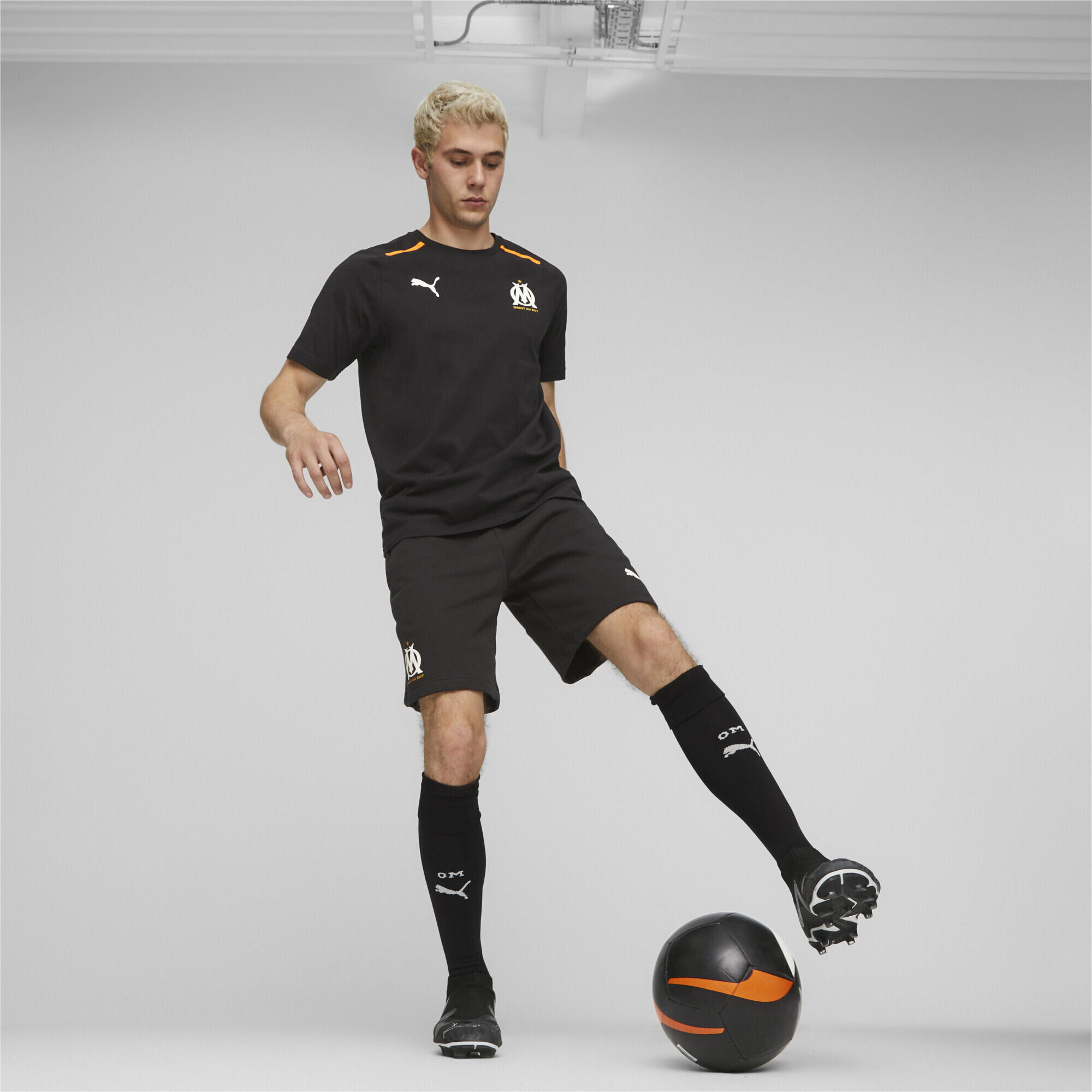 Short Casuals Olympique de Marseille PUMA Black Rickie Orange 5/7