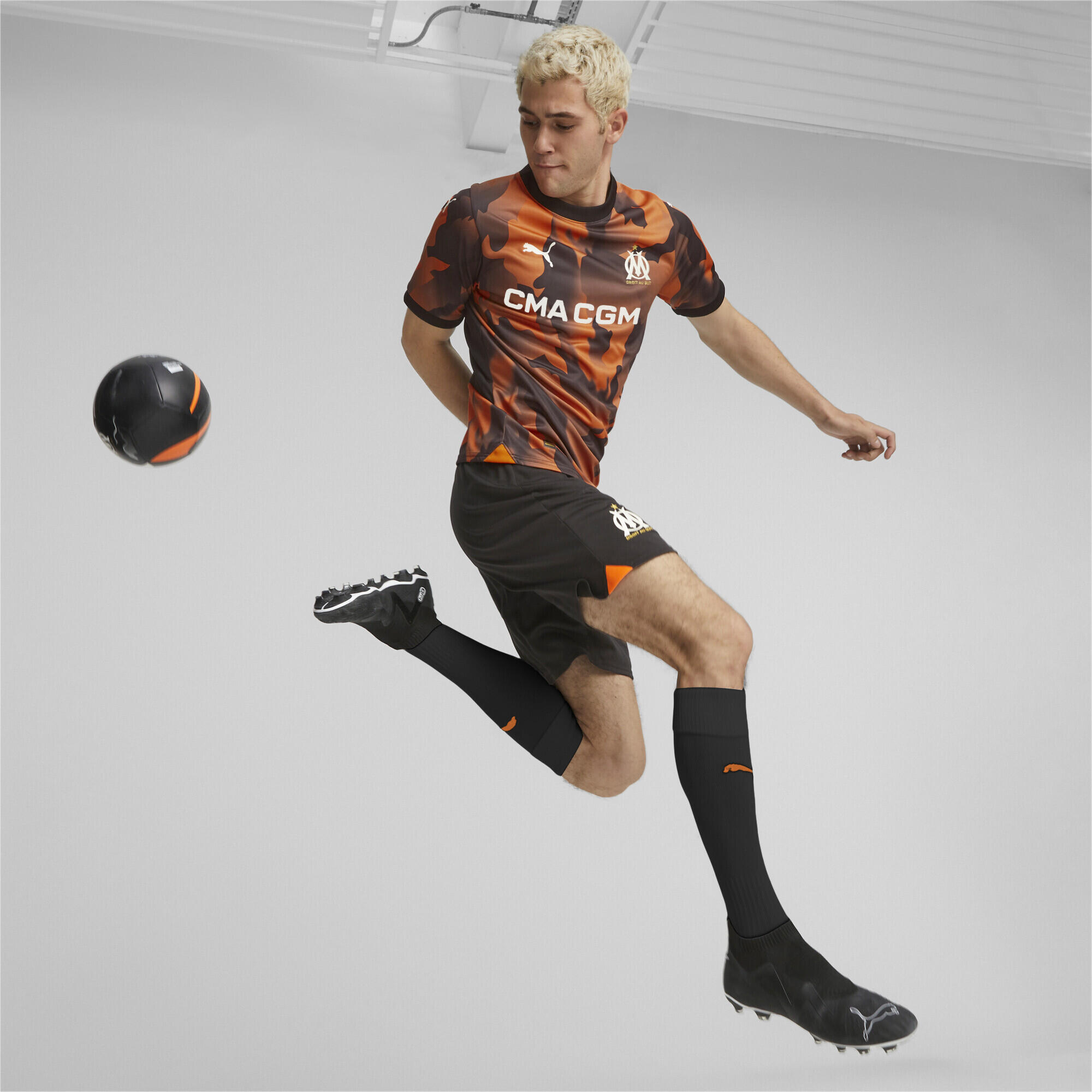 Shorts da calcio Olympique de Marseille PUMA Black Rickie Orange 5/7