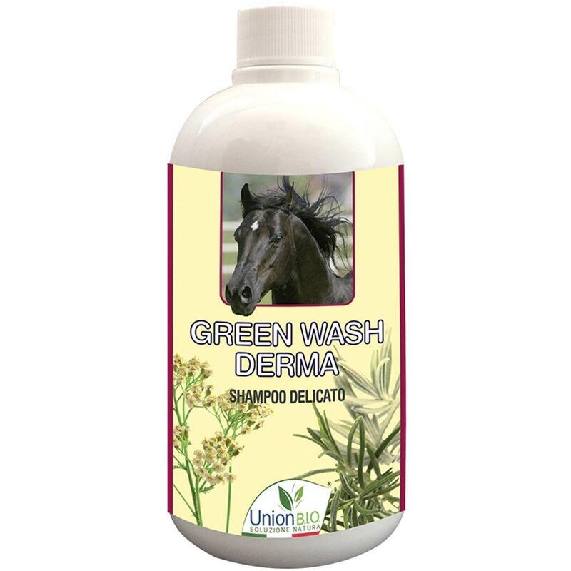 Green Wash Derma Shampoo delicato con oli essenziali ed estratti naturali per ca