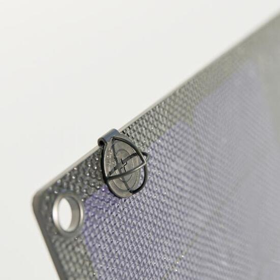 Dispositivo di ausilio all'orientamento del pannello solare