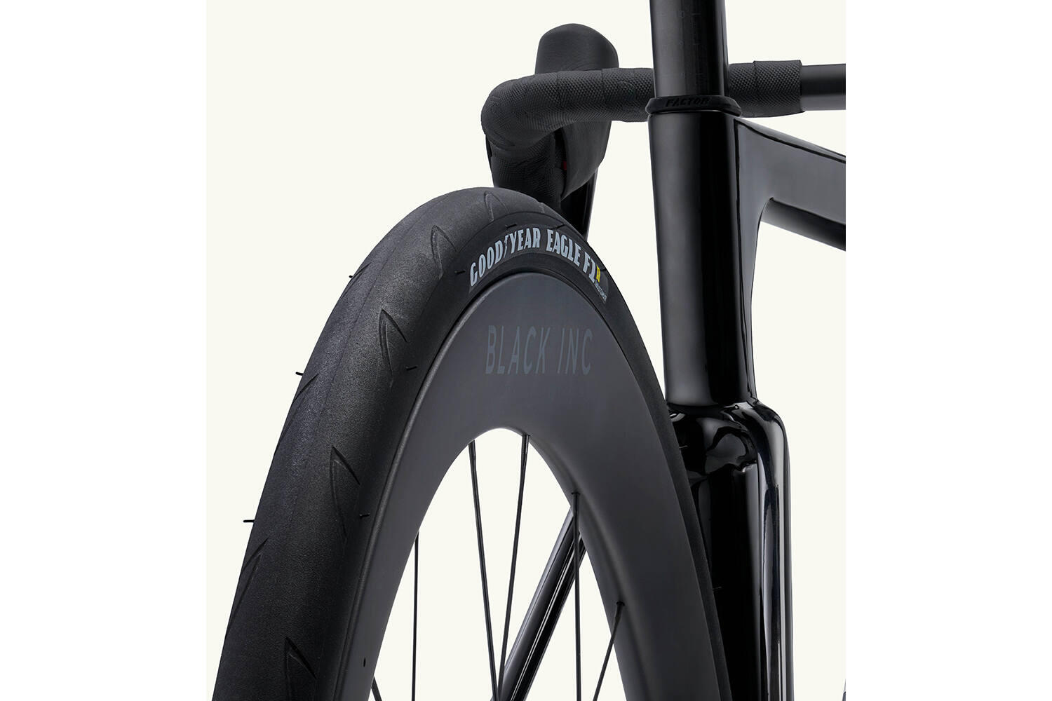 Pneumatika Goodyear Eagle F1 Tubeless complete 4/4