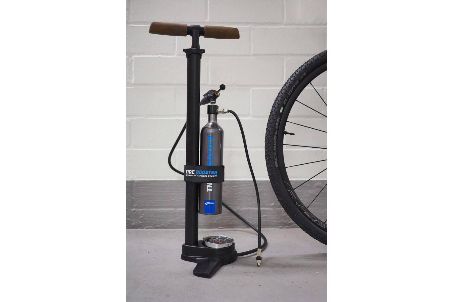 SCHWALBE - Pompe à vélo sans chambre à air 3/3