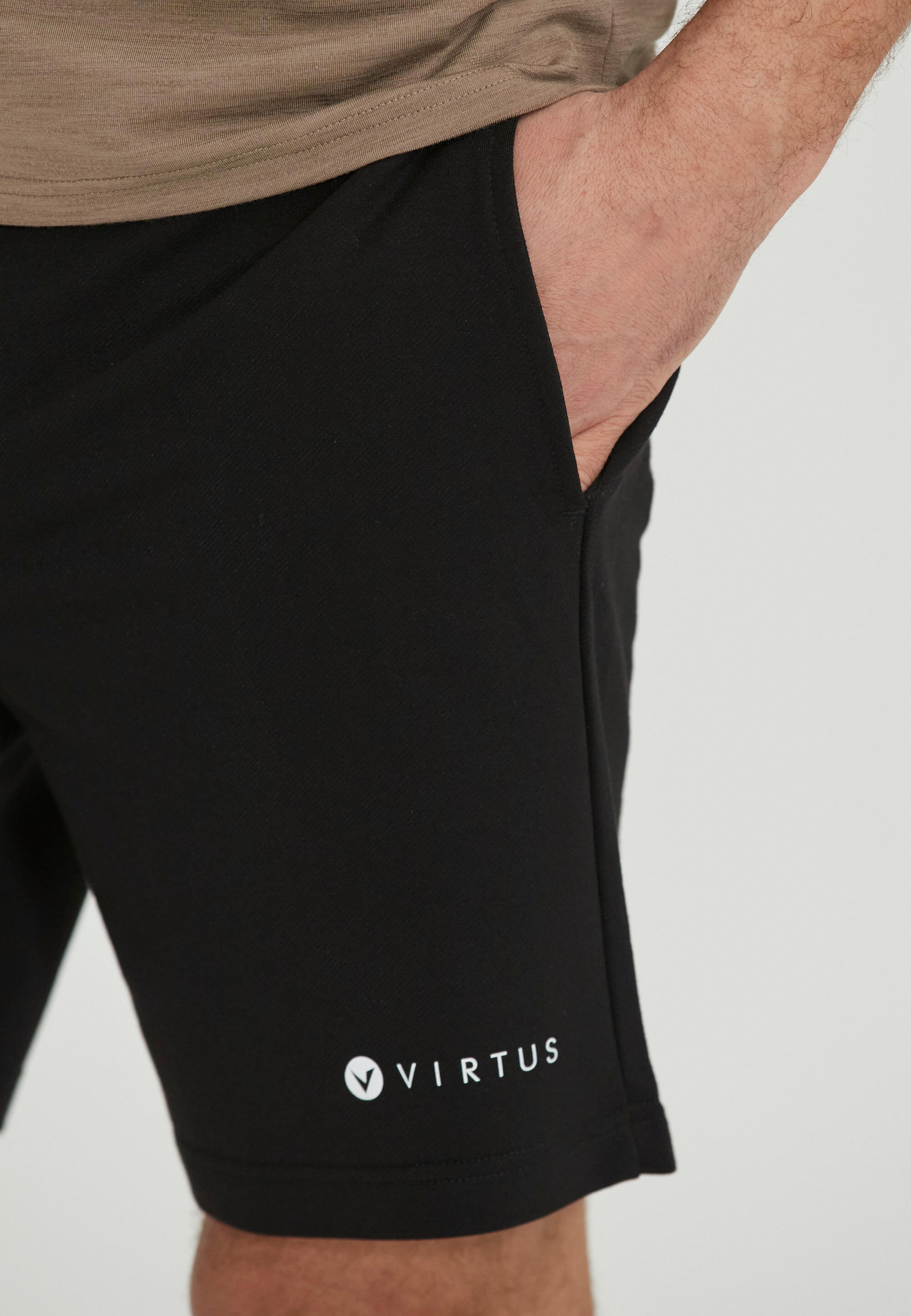 Pantalón corto Virtus Patrick V2 3/5